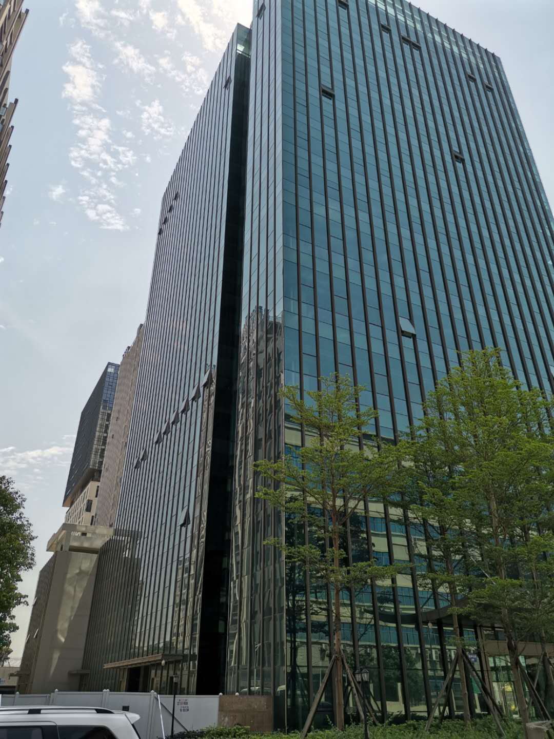 深圳龙岗现有新落成甲级研发写字楼出租，业主直租，享受政策优惠